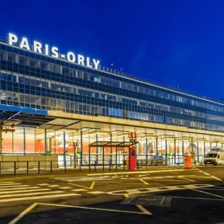 Aeroport D' Orly, Location De Parking, En 5 Mn En Voiture Ou A 2 Stations En Bus 191-100 Ou Taxis 12-13 Euros, A 2 Min A Pied Des Magasins Et Restaurants Proche Paris Et De La Gare C Et D Possibilite De Venir Tres Tard Et Partir Tres Tot Apartment Athis-Mons